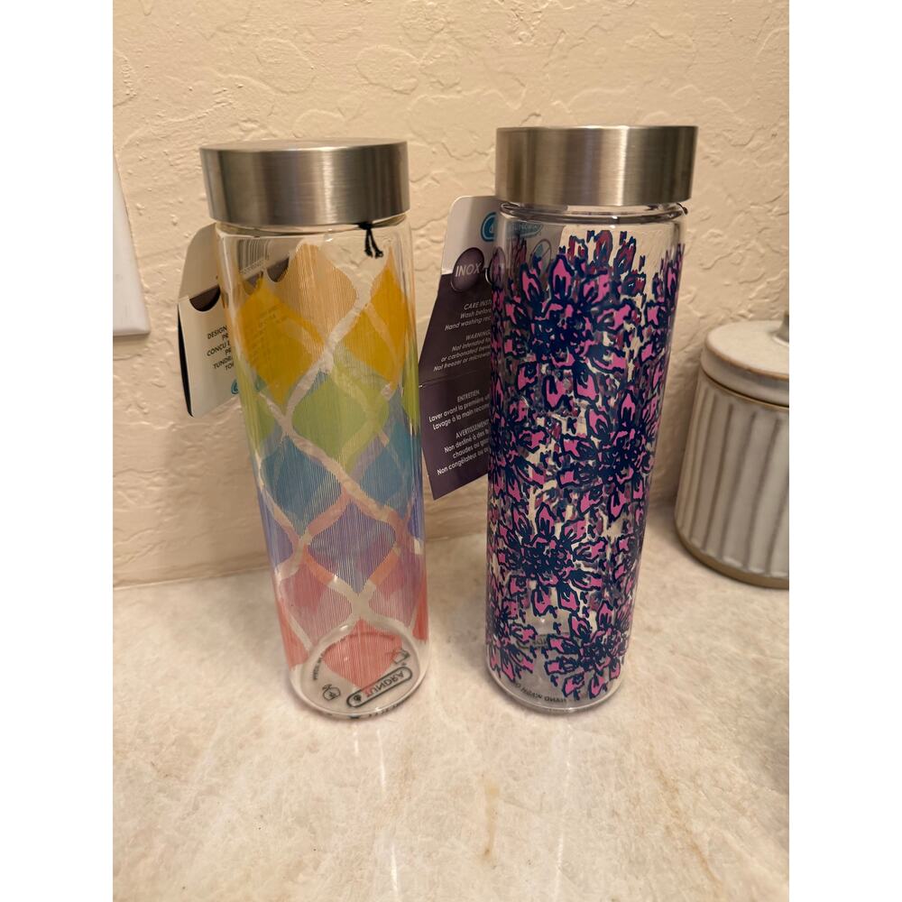 Tundra glass water bottles  NEW  17oz